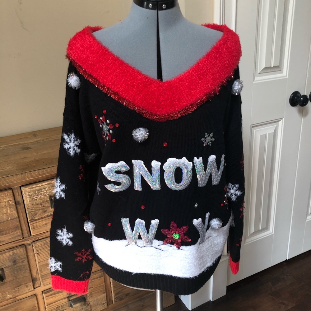 Holiday Time Black Red White Holiday Snow Sweater